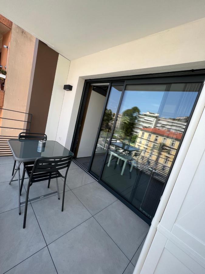 Appartement Tout Equipe Centre Ville Μεντόν Εξωτερικό φωτογραφία